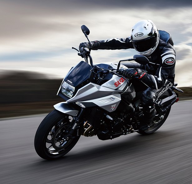 Test: Eerste test Suzuki Katana door Motoplus