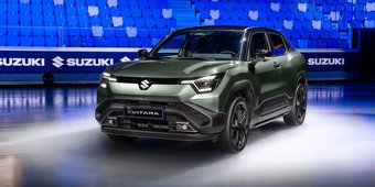 Suzuki e VITARA beleeft Europees publieksdebuut op Het Autosalon in Brussel